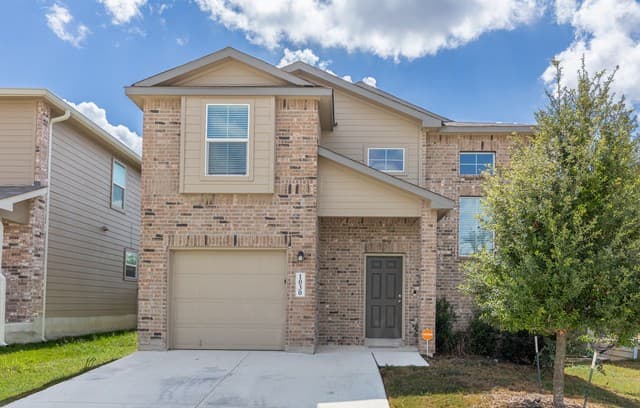 rental at 1030  Andean Emerald in San Antonio, TX — photo 1