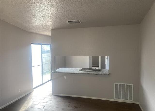 rental at 1407  Churing Dr in San Antonio, TX — photo 4