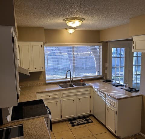 rental at 8803  Wimbledon St in San Antonio, TX — photo 5