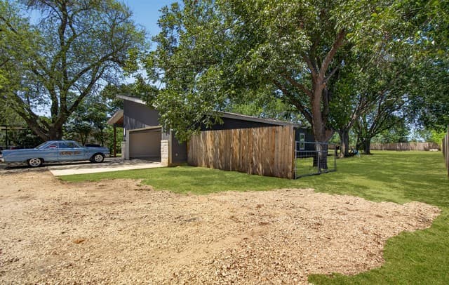 rental at 15227  Rosa Trl in San Antonio, TX — photo 3