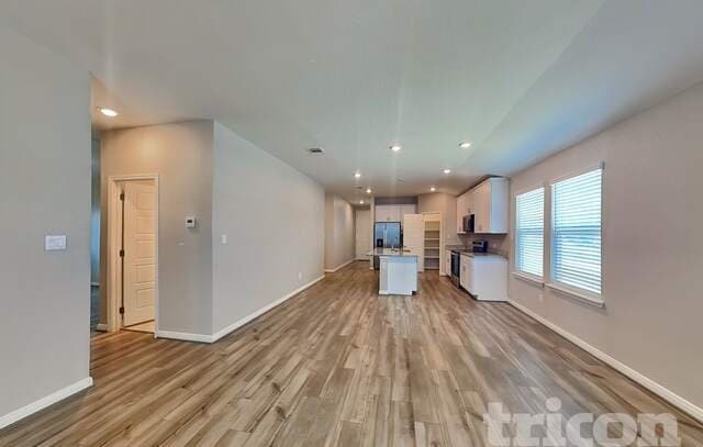 rental at 13558  Paxton Blvd in St Hedwig, TX — photo 2