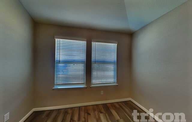 rental at 13558  Paxton Blvd in St Hedwig, TX — photo 4