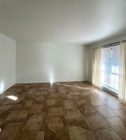 rental at 136  Valley Oak Dr in Schertz, TX — photo 3