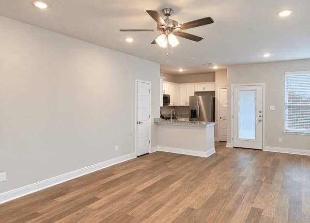 rental at 12349  Montgomery Frst Unit 102 in San Antonio, TX — photo 5