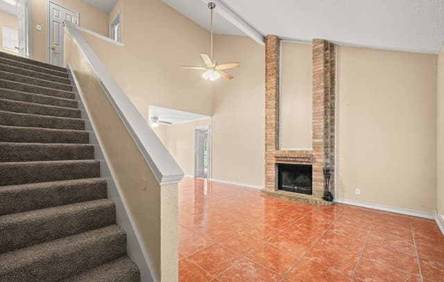 rental at 8726  Timber Range in San Antonio, TX — photo 4