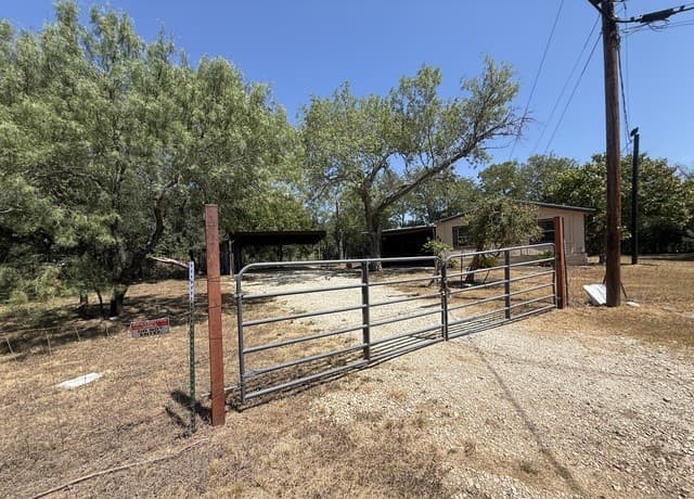 rental at 245  Bandera in Bandera, TX — photo 2