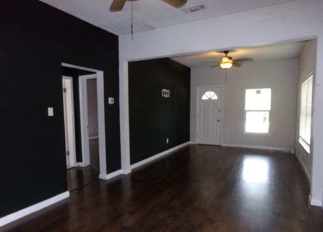 rental at 519  Rigsby in San Antonio, TX — photo 4