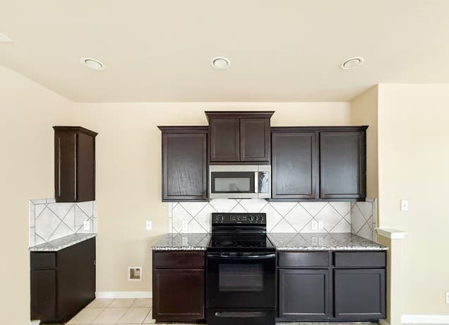 rental at 474  Centinela St in New Braunfels, TX — photo 4