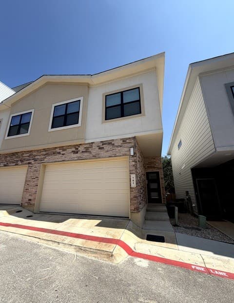 rental at 11710  Vance Jackson Rd Unit UNIT 701 in San Antonio, TX — photo 1