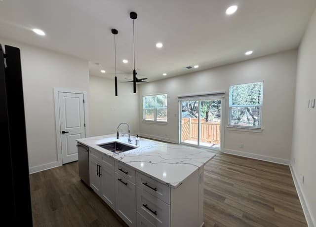 rental at 11710  Vance Jackson Rd Unit UNIT 701 in San Antonio, TX — photo 3
