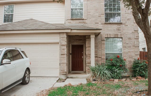 rental at 13707  Riverbank Pass in Helotes, TX — photo 1