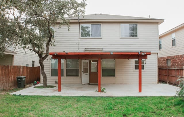 rental at 13707  Riverbank Pass in Helotes, TX — photo 2