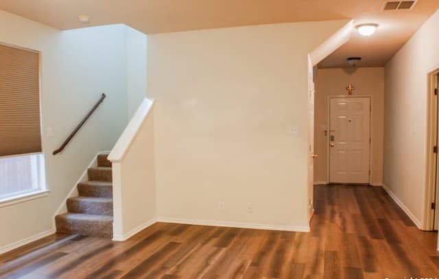 rental at 13707  Riverbank Pass in Helotes, TX — photo 3