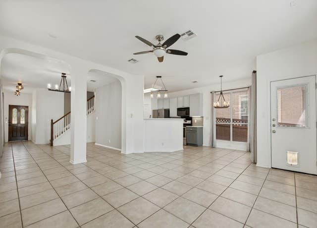 rental at 6758  Biscay Bay in San Antonio, TX — photo 3