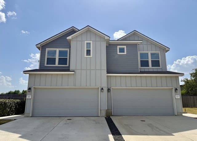 rental at 119  Joseph Cir in Cibolo, TX — photo 2
