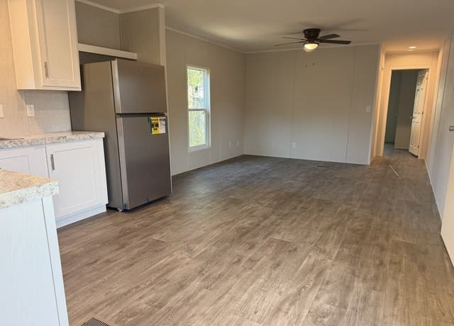 rental at 583  Lone Shadow Unit A in Spring Branch, TX — photo 5