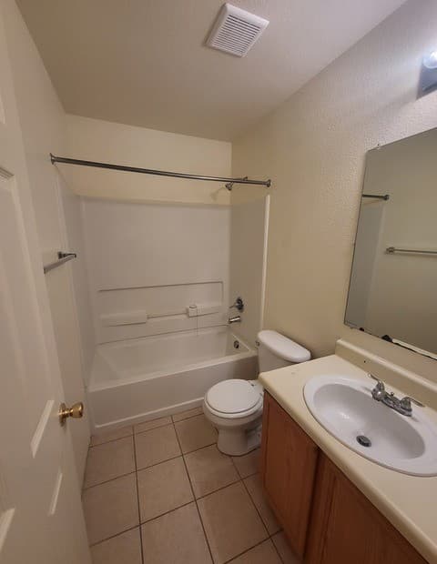 rental at 8019  Maverick Climb in San Antonio, TX — photo 4