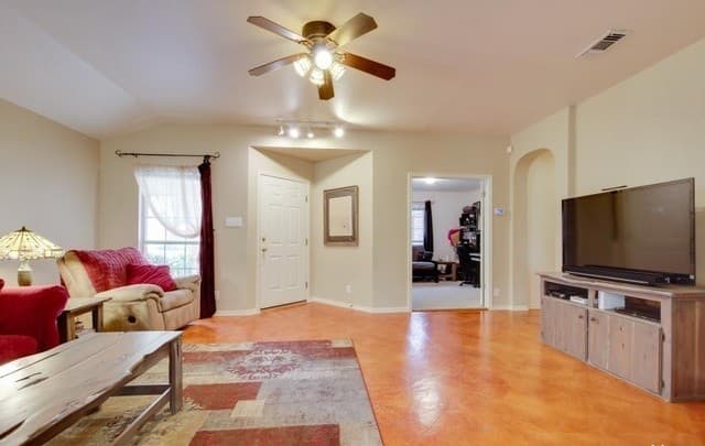 rental at 3737  Limestone Mesa in Schertz, TX — photo 5
