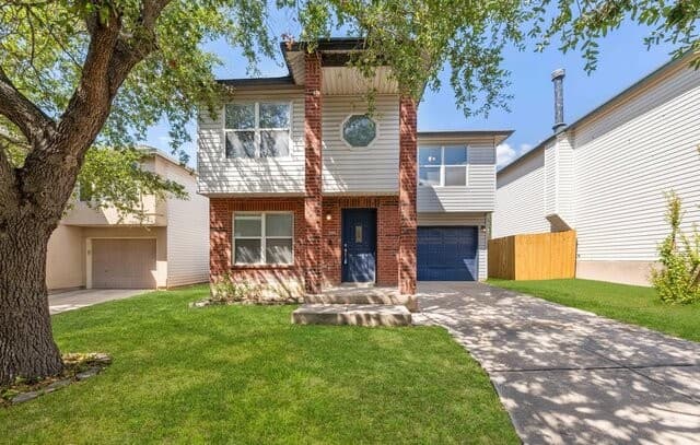 rental at 10119  Trailhead Pass in San Antonio, TX — photo 1