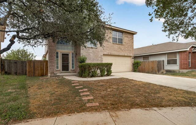 rental at 8222  Maloy Manor in San Antonio, TX — photo 3