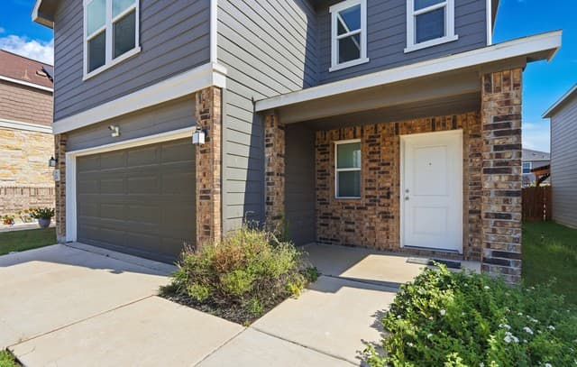 rental at 3243  Comanche Xing in San Antonio, TX — photo 3