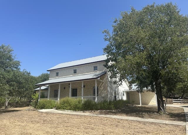 rental at 25160  Toutant Beauregard Rd in San Antonio, TX — photo 1
