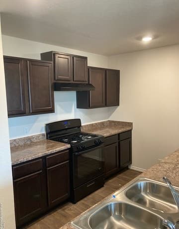 rental at 5527  Soothing Water in San Antonio, TX — photo 3