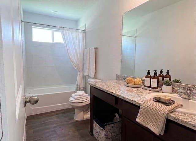 rental at 6631  Whisper Pond in San Antonio, TX — photo 5