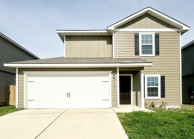 rental at 2927  Citron Gdn in Converse, TX — photo 1
