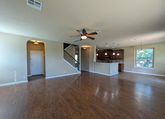 rental at 212  Oak Creek Way in New Braunfels, TX — photo 3