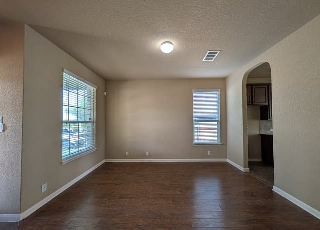 rental at 212  Oak Creek Way in New Braunfels, TX — photo 5