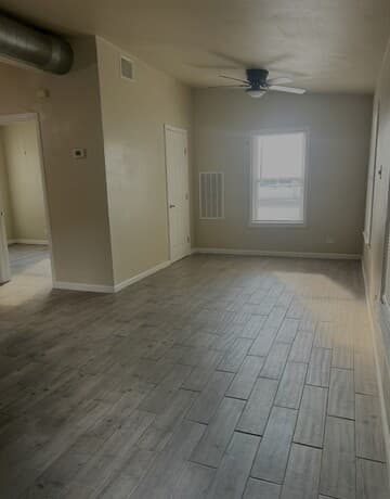 rental at 102  Idell Ave in San Antonio, TX — photo 2