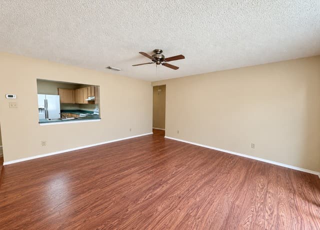 rental at 2307  Dalhart Pass in San Antonio, TX — photo 5