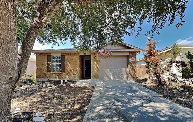 rental at 11443  Coral Canyon in San Antonio, TX — photo 1