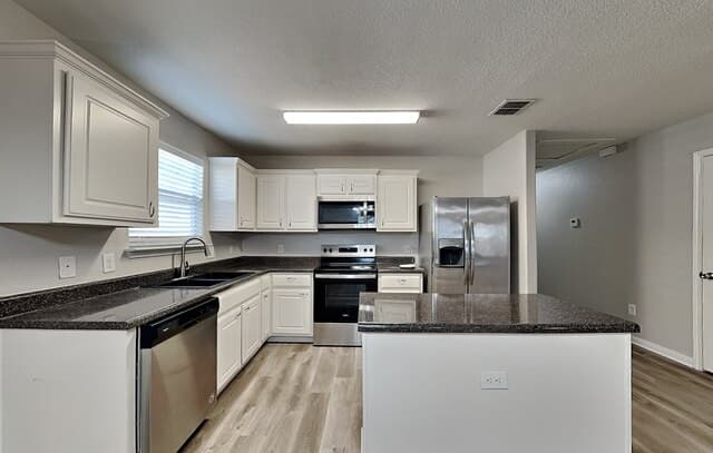 rental at 11443  Coral Canyon in San Antonio, TX — photo 4