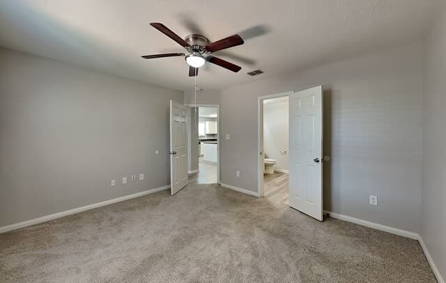 rental at 11443  Coral Canyon in San Antonio, TX — photo 5