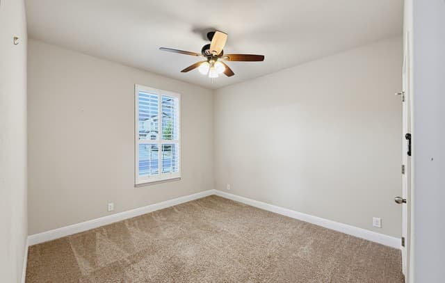 rental at 8530  Briscoe Fields in San Antonio, TX — photo 5