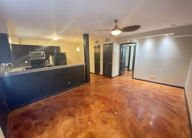 rental at 211  Natalen Ave Unit 107 in San Antonio, TX — photo 1