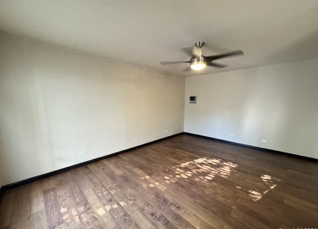rental at 211  Natalen Ave Unit 103 in San Antonio, TX — photo 1