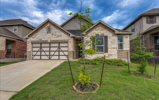rental at 5211  Espinoso Way in San Antonio, TX — photo 1