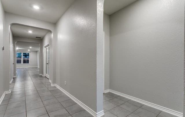 rental at 5211  Espinoso Way in San Antonio, TX — photo 3