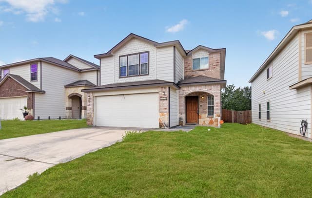 rental at 119  Palazzo Torre in San Antonio, TX — photo 1
