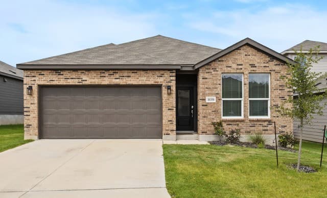 rental at 10350  Bridgton Ml in San Antonio, TX — photo 1