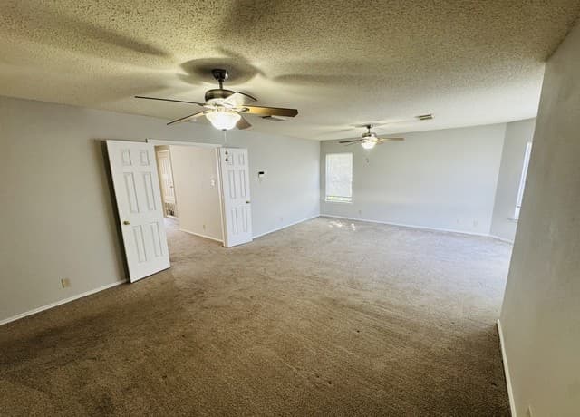 rental at 6703  Winterpath Dr in San Antonio, TX — photo 5