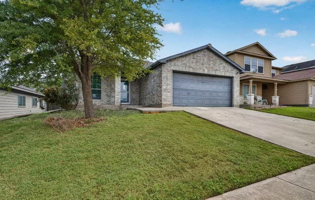 rental at 117  Creek Run in Cibolo, TX — photo 2