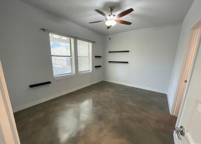 rental at 1138 N Olive St in San Antonio, TX — photo 5