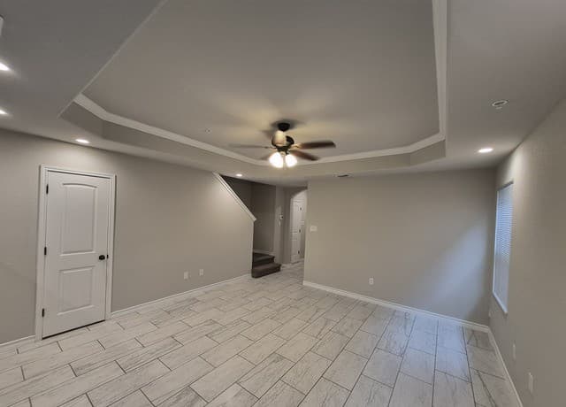 rental at 6311  Luglio Lane Unit 101 in San Antonio, TX — photo 5