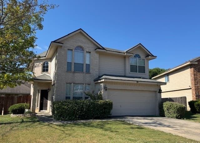 rental at 10702  Arabian Isle in San Antonio, TX — photo 4