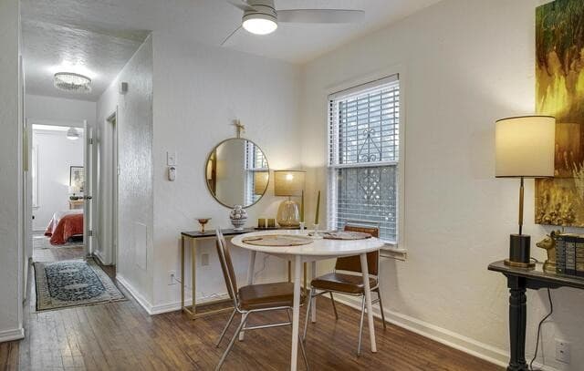 rental at 330  W Norwood Ct in San Antonio, TX — photo 5
