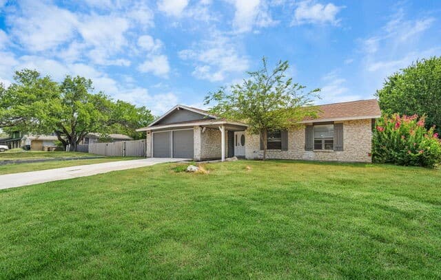 rental at 7818  Rustic Forest Dr. in San Antonio, TX — photo 2